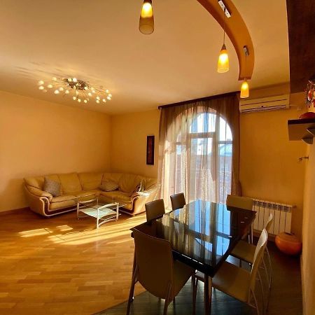 City Center Cute Flat 3 Rooms Jerevan Exteriér fotografie